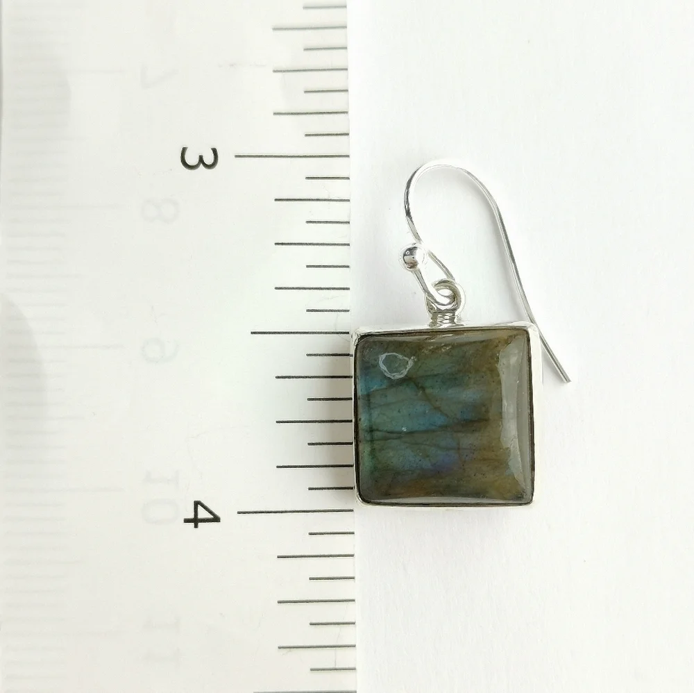 Jem Designs Shop cabochon labradorite